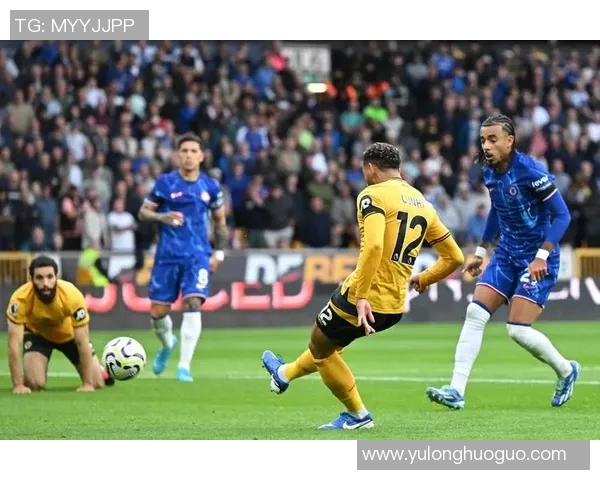 英超切尔西主场不敌狼队,遗憾的失去领先地位 英超切尔西主场不敌狼队,遗憾的失去领先地位